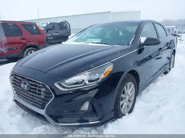 5NPE24AF5KH765804 2019 HYUNDAI SONATA - Image 2