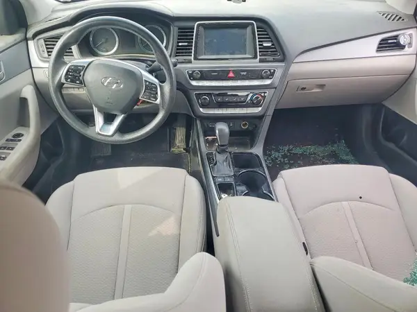 5NPE24AF5KH768914 2019 HYUNDAI SONATA - Image 8