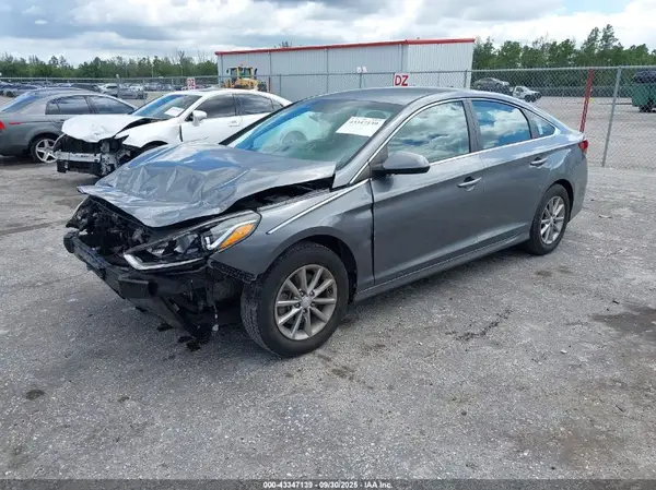 5NPE24AF5KH769061 2019 HYUNDAI SONATA - Image 2