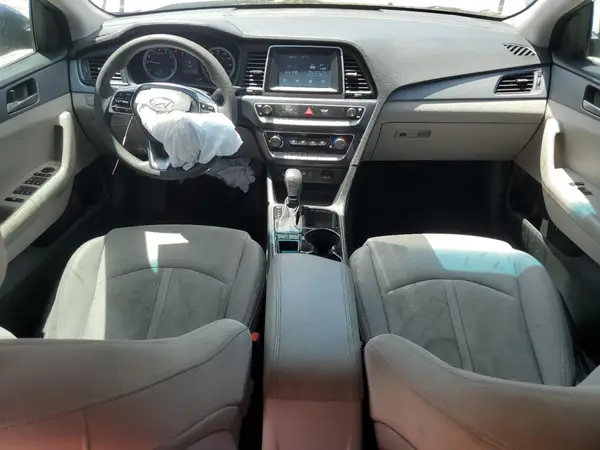 5NPE24AF5KH769769 2019 HYUNDAI SONATA - Image 8