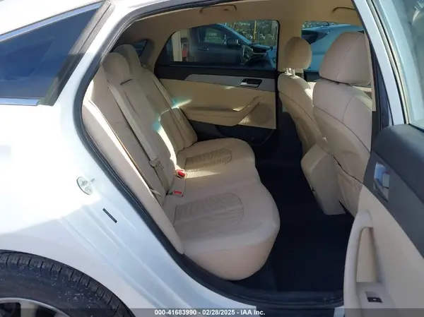 5NPE24AF5KH770212 2019 HYUNDAI SONATA - Image 8
