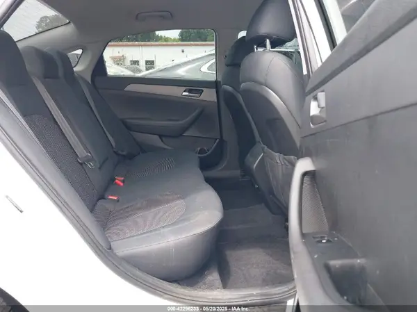 5NPE24AF5KH774745 2019 HYUNDAI SONATA - Image 8