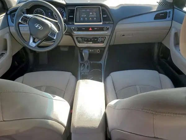 5NPE24AF5KH777211 2019 HYUNDAI SONATA - Image 8