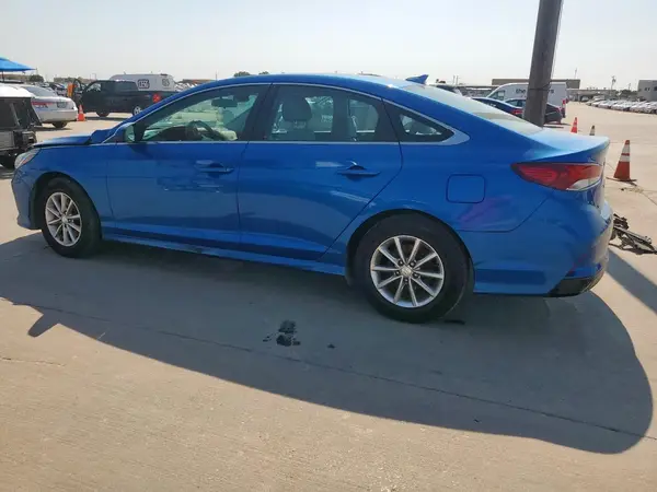 5NPE24AF5KH778939 2019 HYUNDAI SONATA - Image 2