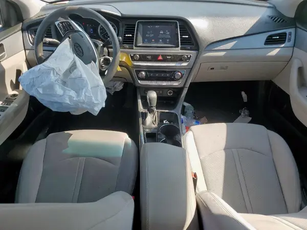 5NPE24AF5KH778939 2019 HYUNDAI SONATA - Image 8