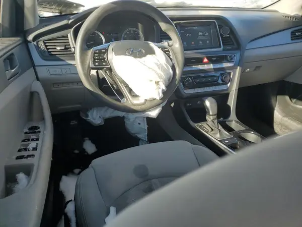 5NPE24AF5KH785602 2019 HYUNDAI SONATA - Image 8