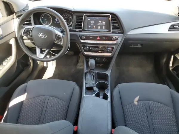 5NPE24AF5KH787821 2019 HYUNDAI SONATA - Image 8