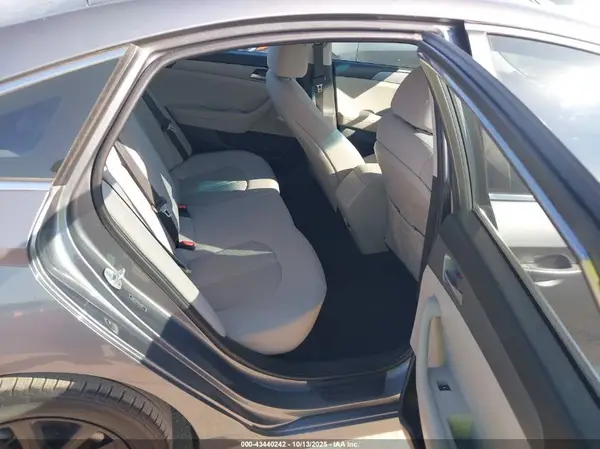 5NPE24AF5KH790377 2019 HYUNDAI SONATA - Image 8