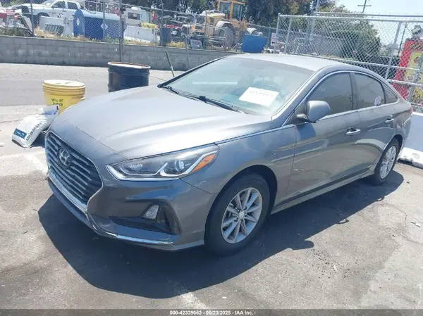 5NPE24AF5KH792808 2019 HYUNDAI SONATA - Image 2