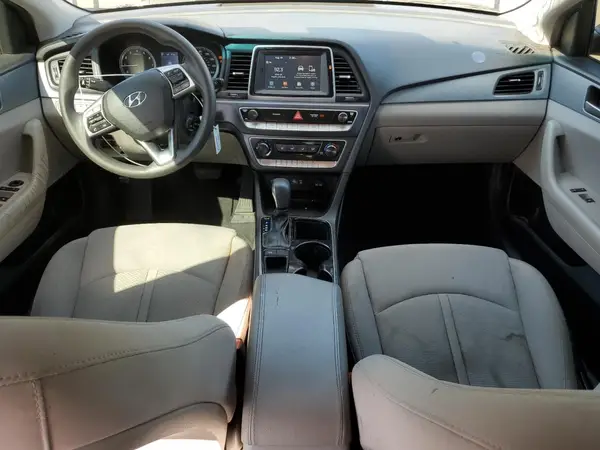 5NPE24AF5KH792856 2019 HYUNDAI SONATA - Image 8