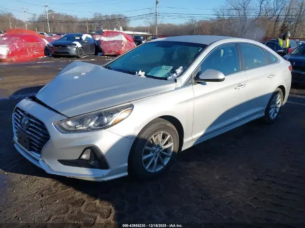 5NPE24AF5KH794848 2019 HYUNDAI SONATA - Image 2