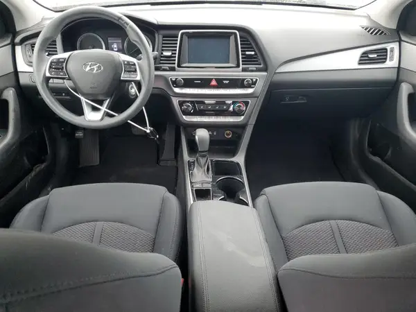 5NPE24AF5KH798656 2019 HYUNDAI SONATA - Image 8