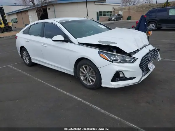 5NPE24AF5KH799886 2019 HYUNDAI SONATA - Image 1