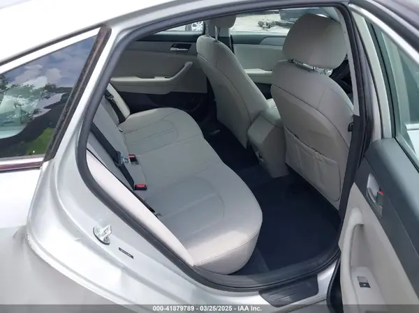 5NPE24AF5KH800020 2019 HYUNDAI SONATA - Image 8