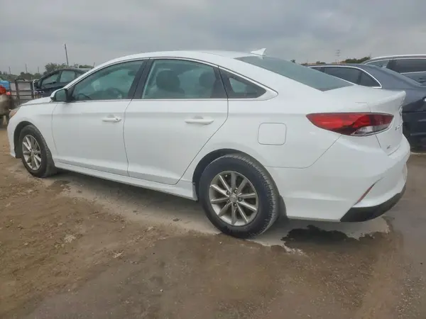 5NPE24AF5KH803239 2019 HYUNDAI SONATA - Image 2
