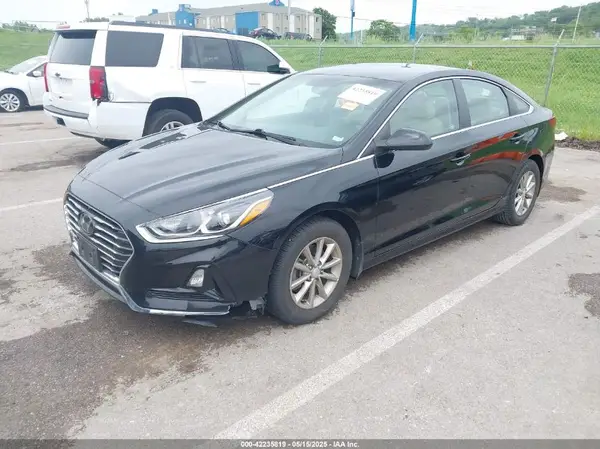 5NPE24AF5KH805900 2019 HYUNDAI SONATA - Image 2