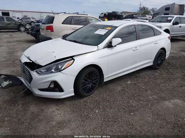 5NPE24AF5KH806951 2019 HYUNDAI SONATA - Image 2