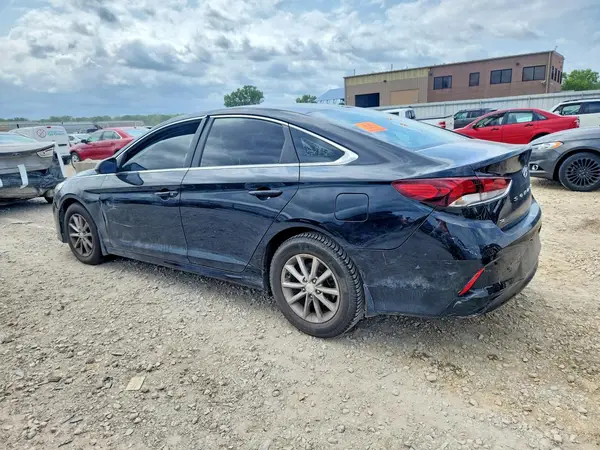 5NPE24AF5KH810420 2019 HYUNDAI SONATA - Image 2