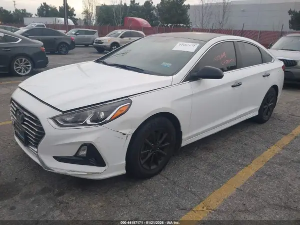 5NPE24AF5KH814838 2019 HYUNDAI SONATA - Image 2