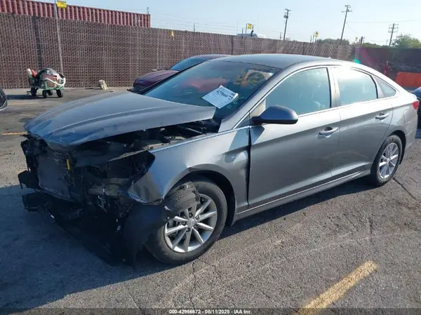 5NPE24AF5KH815228 2019 HYUNDAI SONATA - Image 2