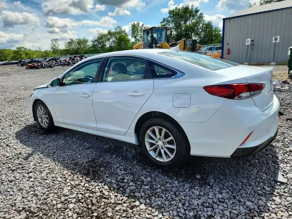 5NPE24AF5KH817335 2019 HYUNDAI SONATA - Image 2