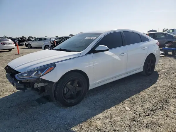 5NPE24AF5KH817481 2019 HYUNDAI SONATA - Image 1