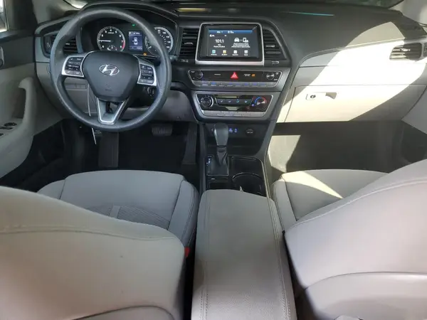 5NPE24AF5KH817481 2019 HYUNDAI SONATA - Image 8