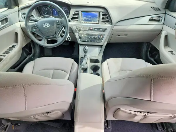 5NPE24AF6FH002065 2016 HYUNDAI SONATA - Image 8