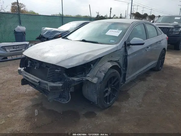 5NPE24AF6GH265609 2016 HYUNDAI SONATA - Image 2