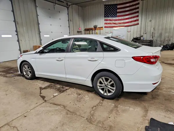 5NPE24AF6GH271930 2016 HYUNDAI SONATA - Image 2
