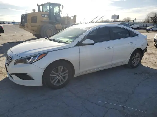 5NPE24AF6GH274164 2016 HYUNDAI SONATA - Image 1