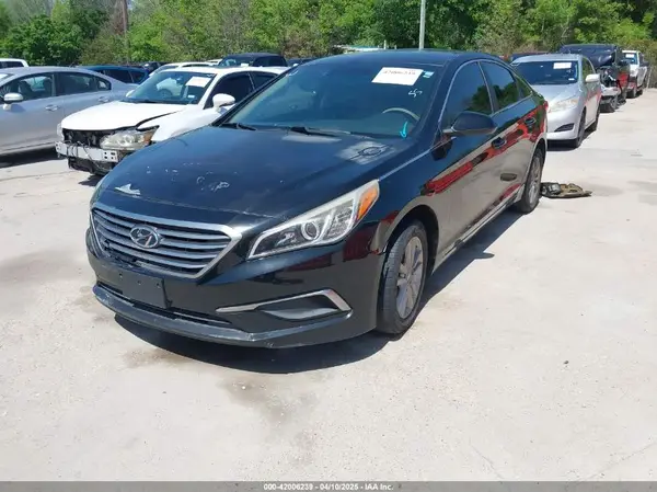 5NPE24AF6GH275945 2016 HYUNDAI SONATA - Image 2
