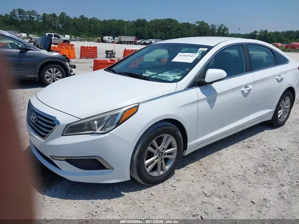 5NPE24AF6GH278120 2016 HYUNDAI SONATA - Image 2