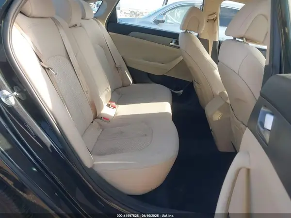 5NPE24AF6GH280238 2016 HYUNDAI SONATA - Image 8