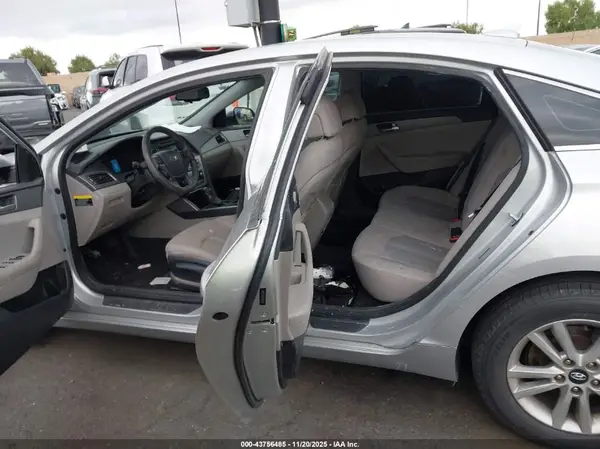 5NPE24AF6GH281390 2016 HYUNDAI SONATA - Image 8