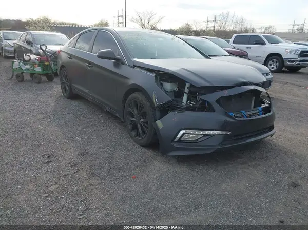 5NPE24AF6GH281969 2016 HYUNDAI SONATA - Image 1