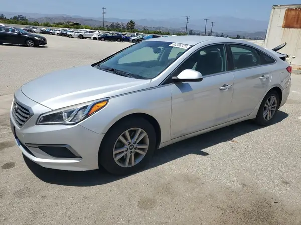 5NPE24AF6GH284273 2016 HYUNDAI SONATA - Image 1