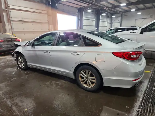5NPE24AF6GH296777 2016 HYUNDAI SONATA - Image 2
