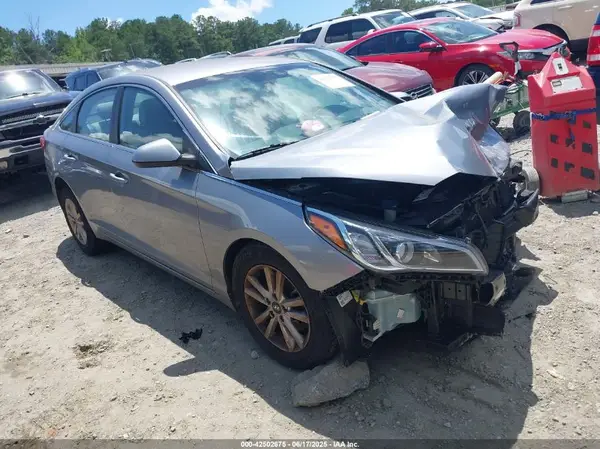 5NPE24AF6GH302870 2016 HYUNDAI SONATA - Image 1
