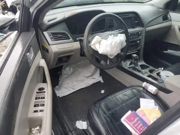 5NPE24AF6GH304649 2016 HYUNDAI SONATA - Image 8