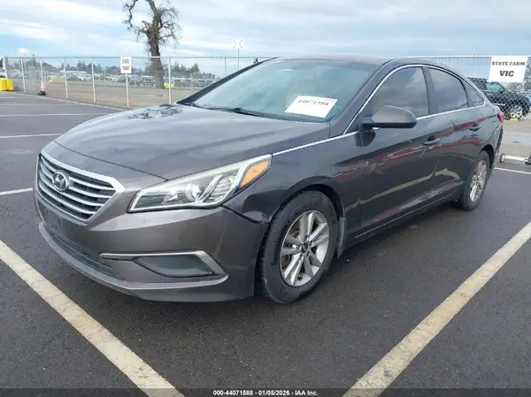 5NPE24AF6GH304764 2016 HYUNDAI SONATA - Image 2