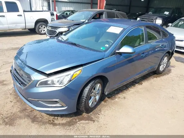 5NPE24AF6GH304831 2016 HYUNDAI SONATA - Image 2