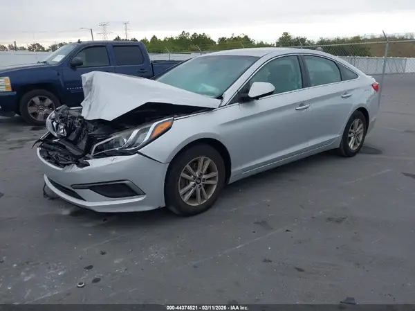 5NPE24AF6GH305719 2016 HYUNDAI SONATA - Image 2