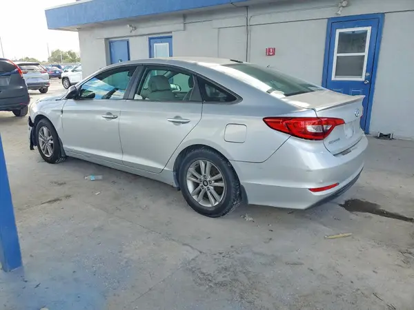 5NPE24AF6GH306000 2016 HYUNDAI SONATA - Image 2