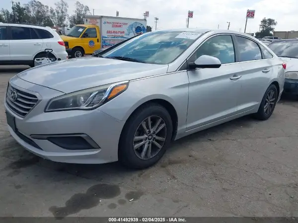 5NPE24AF6GH307079 2016 HYUNDAI SONATA - Image 2