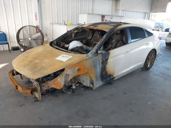 5NPE24AF6GH308152 2016 HYUNDAI SONATA - Image 2