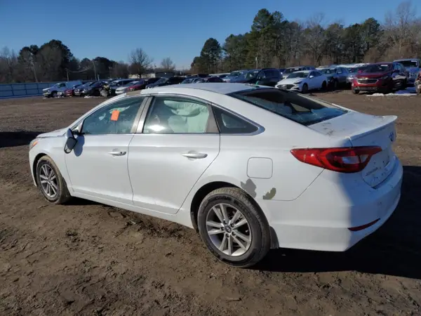 5NPE24AF6GH317675 2016 HYUNDAI SONATA - Image 2