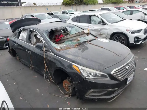 5NPE24AF6GH320950 2016 HYUNDAI SONATA - Image 1