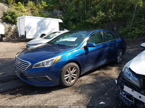 5NPE24AF6GH321340 2016 HYUNDAI SONATA - Image 2