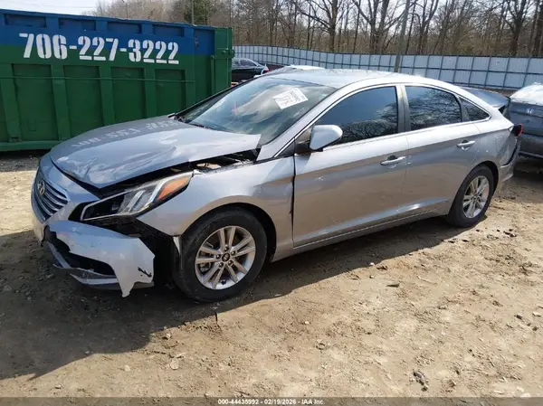 5NPE24AF6GH322469 2016 HYUNDAI SONATA - Image 2